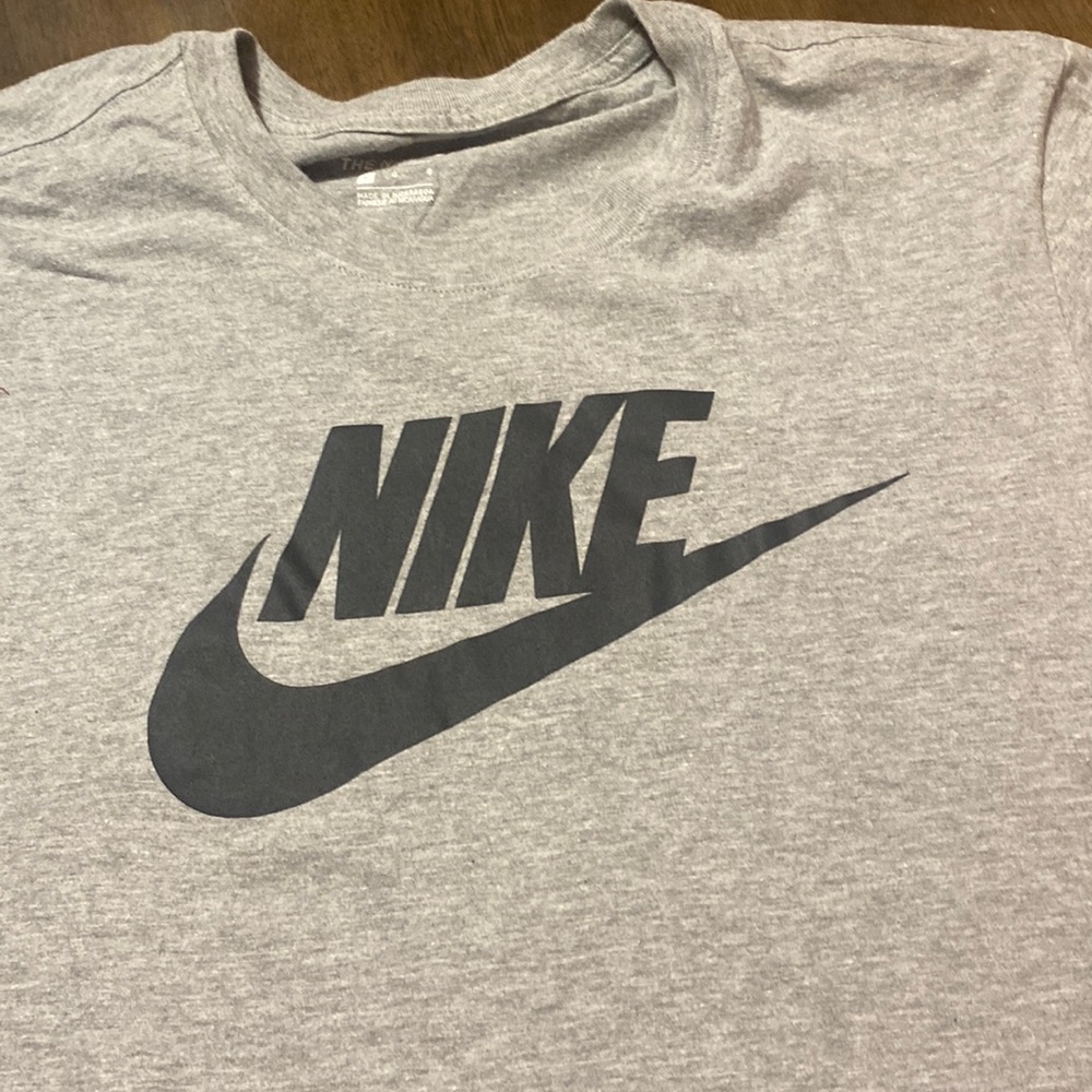 Mens gray Nike tshirt